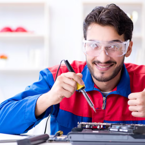 repairman-working-technical repairman-working-technical